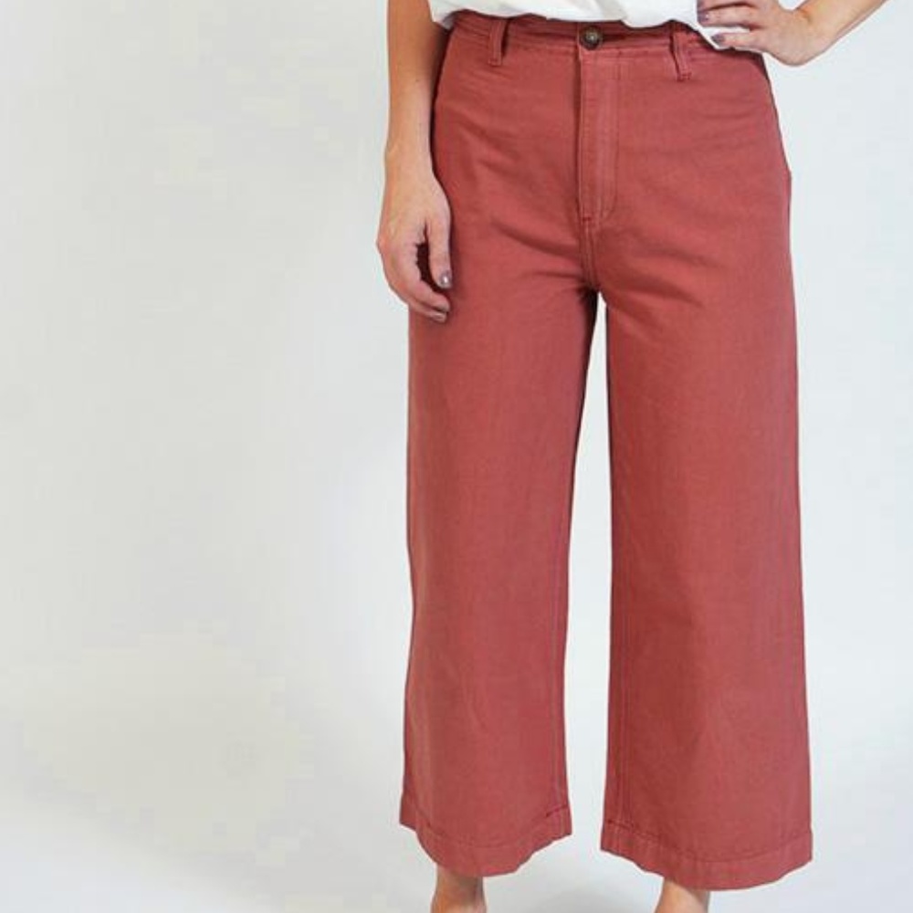 Wide Leg Crop Pants in Blush